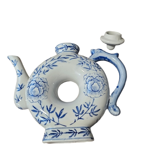 Tea pot or Kettle Chinese Porcelain Rare - Picture 3 of 5